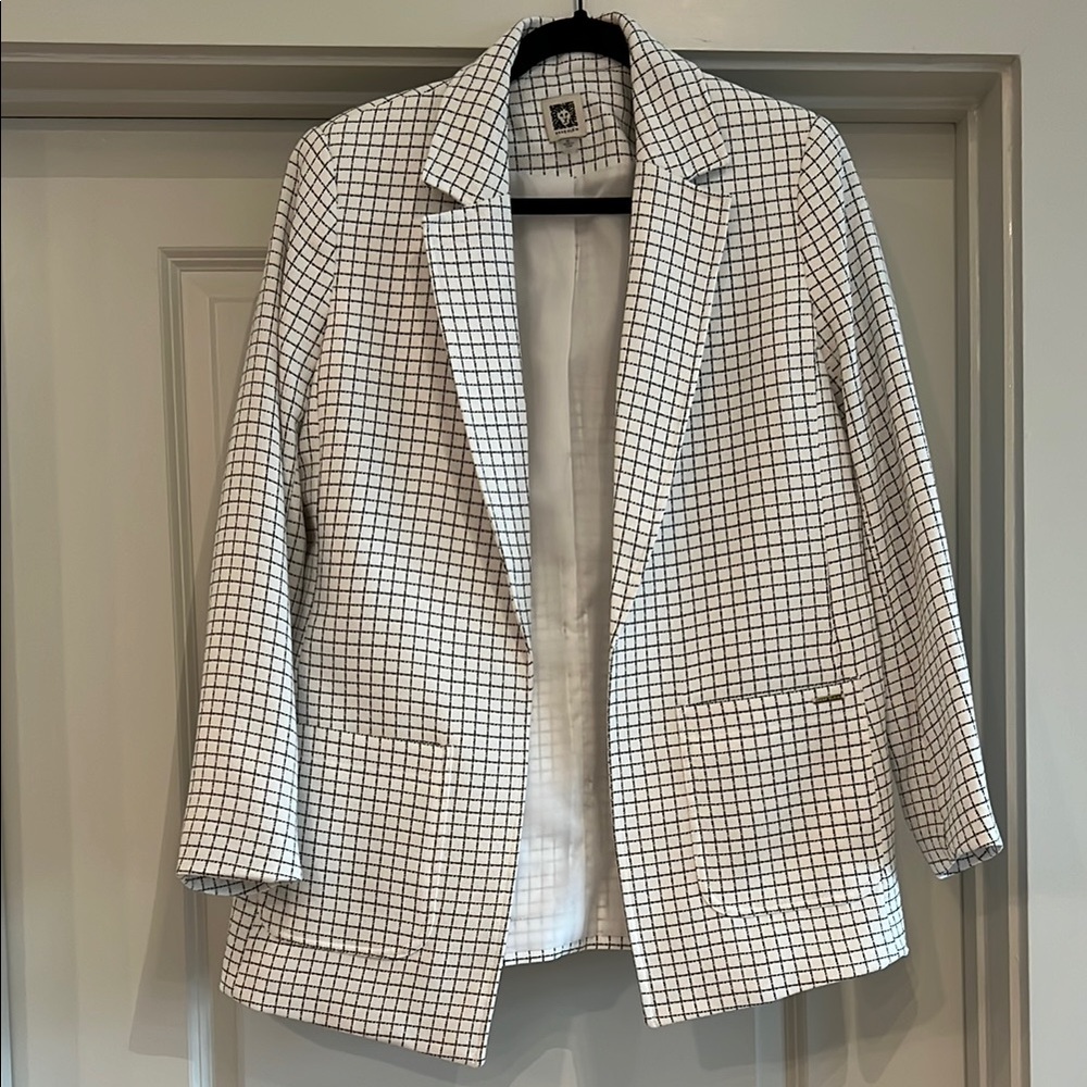 Women's White Checkered Blazer Anne Klein — like new! Worn once. No longer fits.